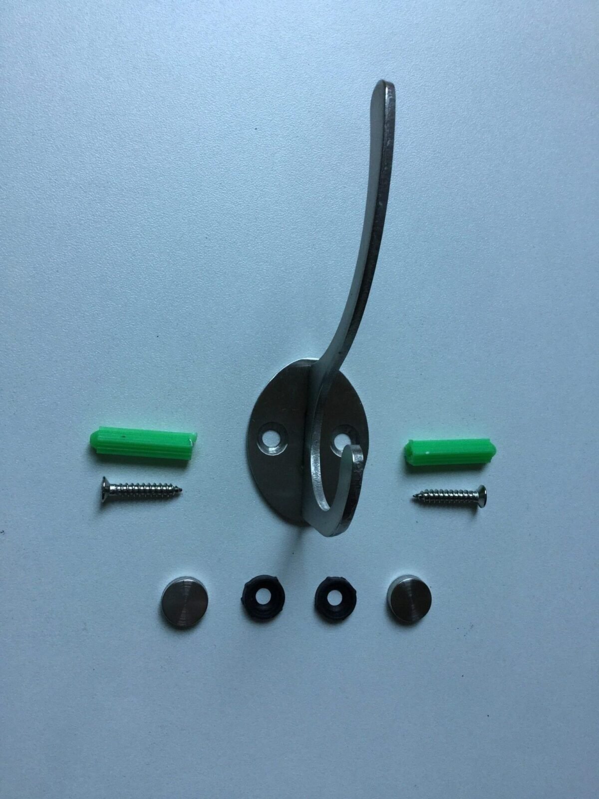 Crochet double aluminium brosse dans le site N°1 de patère et porte-manteaux de france