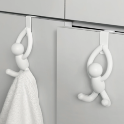 Set de 2 Porte torchon cuisine Umbra Buddy hooks blanc, à poser sur porte de placard, chez 1001 Patères