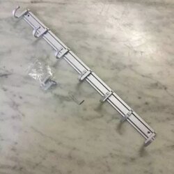 Patere 7 crochets réglables aluminium chez 1001 Patères