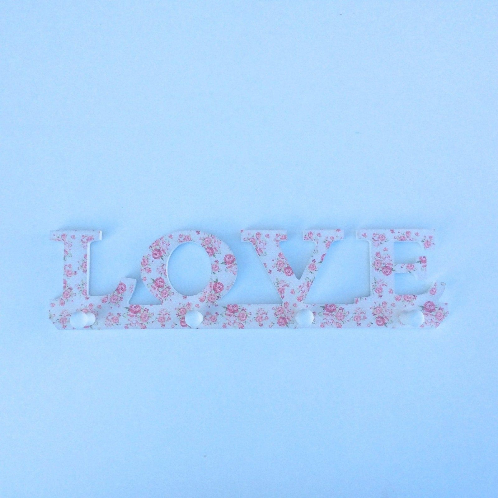 Image 1001 Patère Patere LOVE en LIBERTY rose 4 crochets en bois dans le site N°1 de patère et porte-manteaux de france