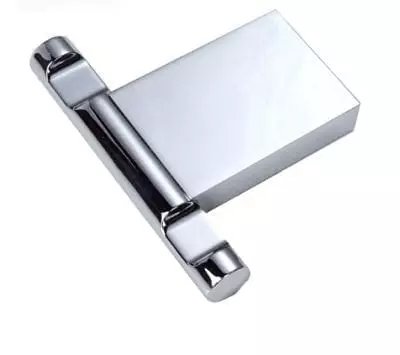 Patère de salle de bain double chromée chez 1001 Patères
