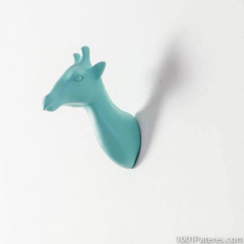 Patere deco animal girafe verte dans le site N°1 de patère et porte-manteaux de france