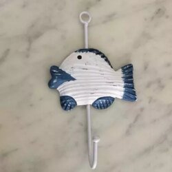 Patère poisson bleu comme déco marine, chez 1001 Patères
