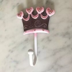 Porte manteau couronne de princesse pour chambre enfant fille