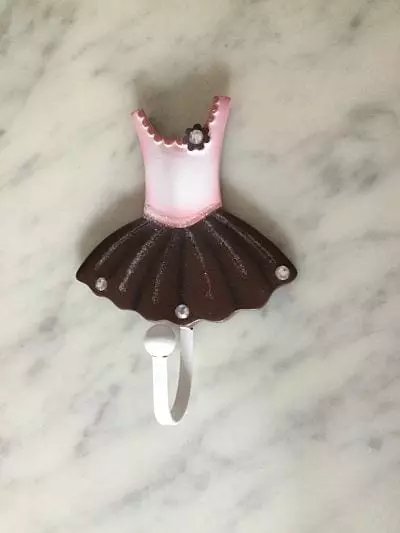 Porte manteau tutu de danse chambre fille, 1001 Patères