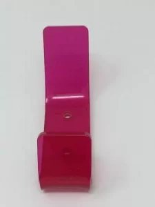 Patere-en-plexi-rose-fuchsia-ADELE-PETROZZI