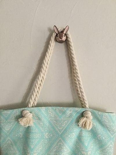 Patere petit lapin resine rangement dans le site N°1 de patère et porte-manteaux de france