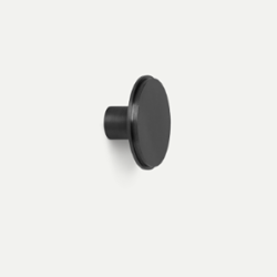 Patère murale ronde en acier noir mat FERM LIVING grand modèle, chez 1001 Patères