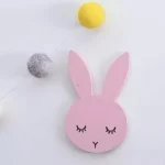 Patère tête de lapin rose en bois 1001 Patères