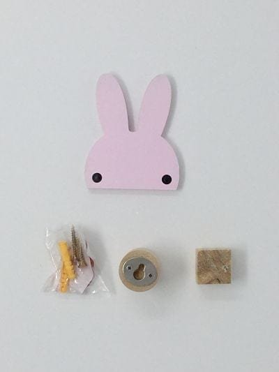 Patère design lapin rose en bois