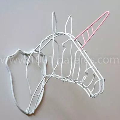 Patere licorne HELIO FERRETTI chez 1001 Patères