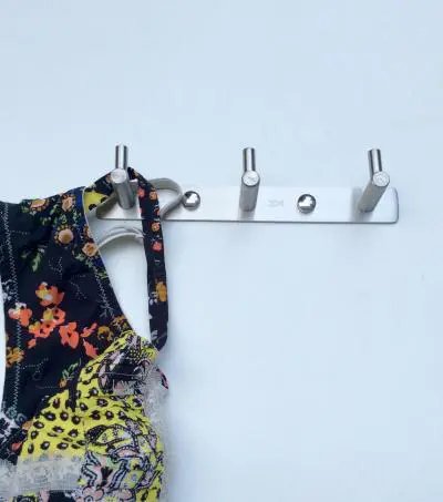 Crochet serviette salle de bain en acier inoxydable: 3 patères chez 1001 Patères