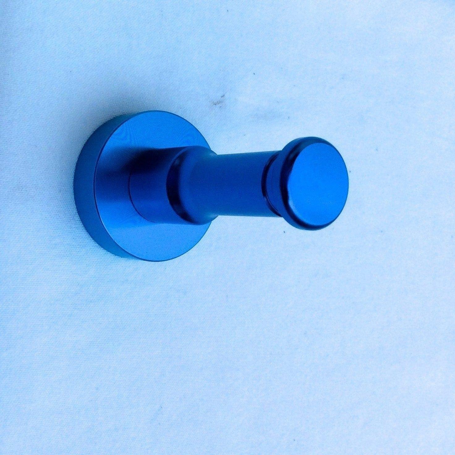 Image 1001 Patère patere tige color design aluminium turquoise dans le site N°1 de patère et porte-manteaux de france